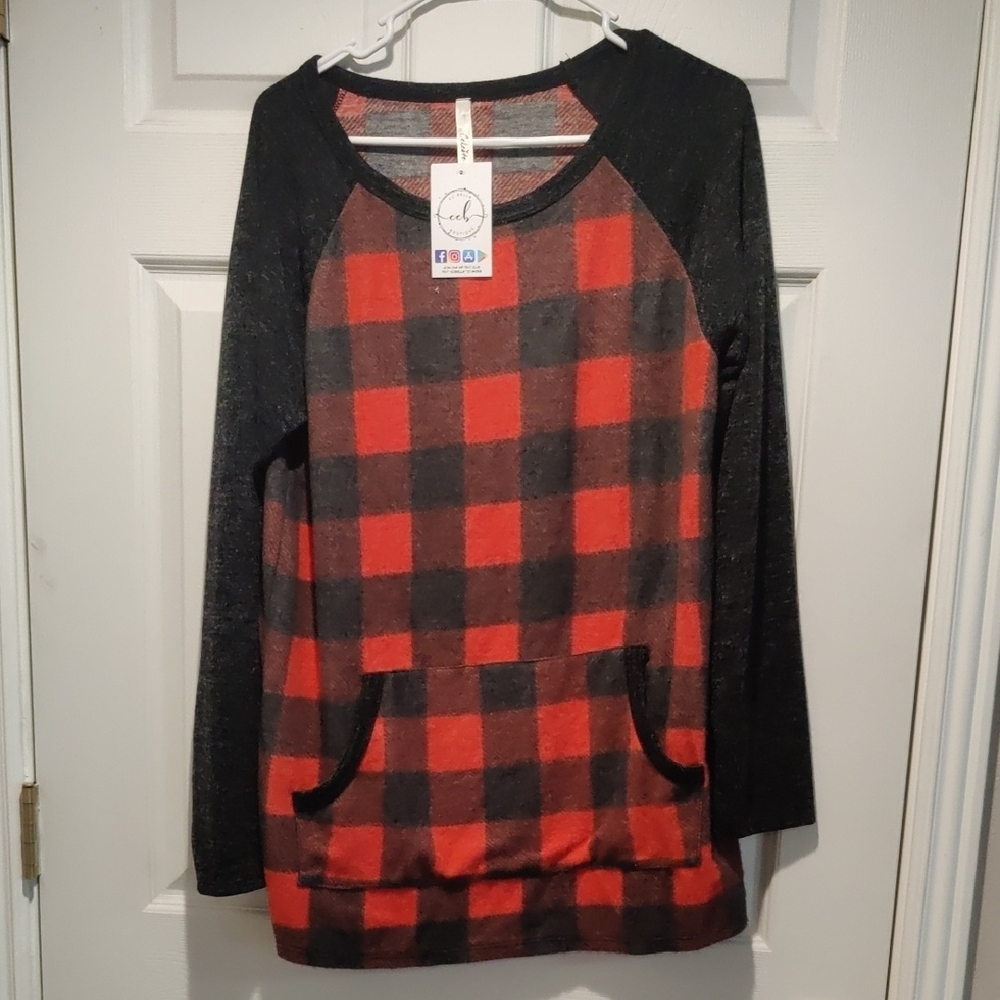Celeste Red and Black Plaid Weekender With Kangaroo Pocket